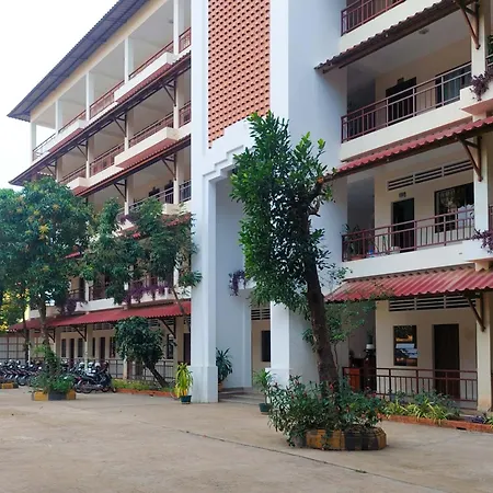 Dara Express Inn By Angkor Green Gardens