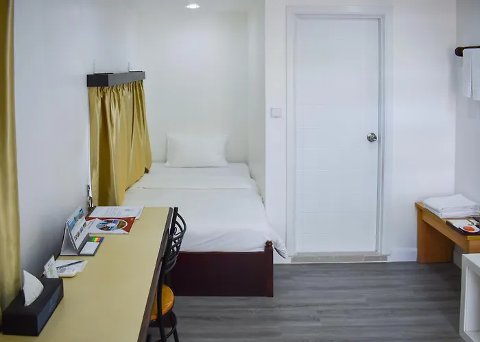 Hotel Dara Express By Angkor Gardens 2*