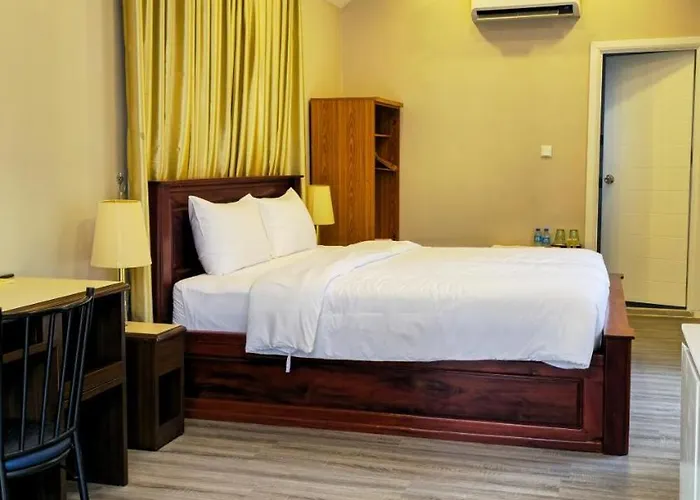 Dara Express By Angkor Gardens Phumi Thnal