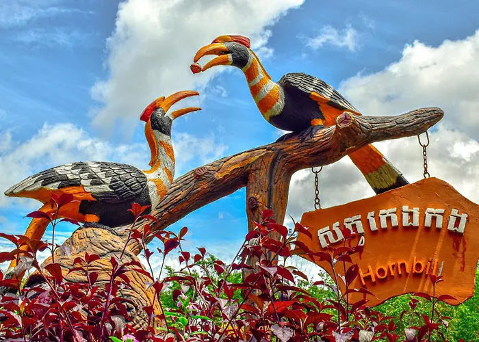 Dara Express By Angkor Gardens